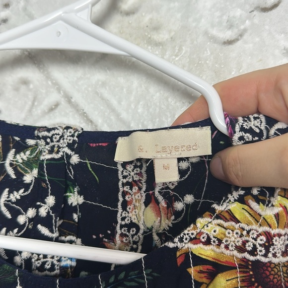 Floral Black Sleeveless Top - Picture 2 of 6